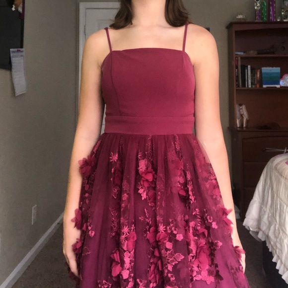 fancy gorgeous dress - Picture 6 of 6